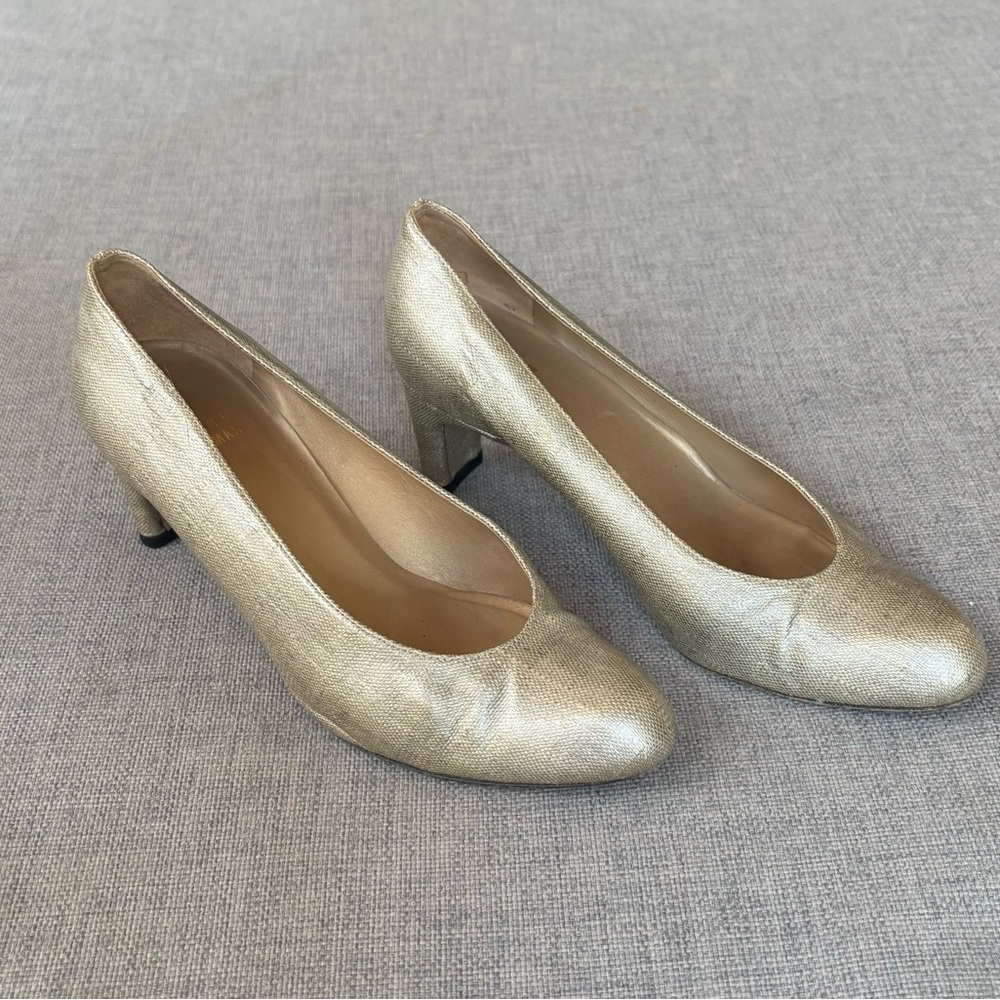 VINTAGE Stuart Weitzman Heels